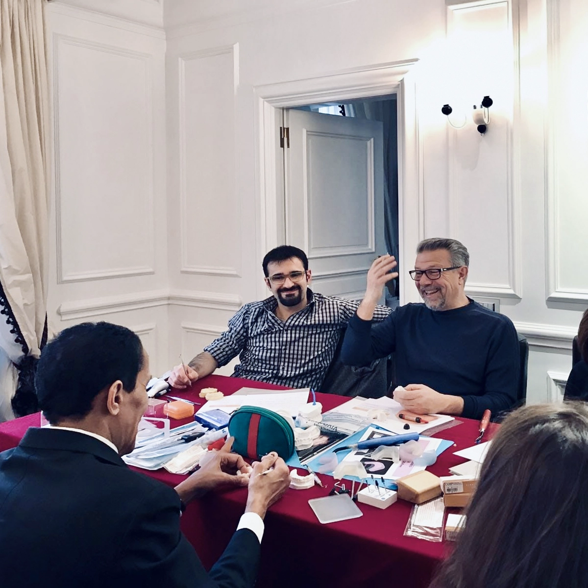 stefano vutano studio dentosofiafoto insieme a i creatori della dentosofia